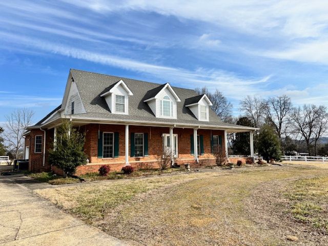 Building Photo - 156 Campground Rd