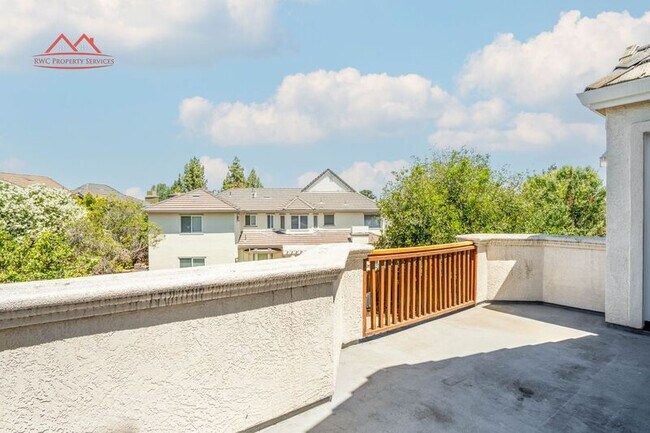 Building Photo - 6497 Hirabayashi Dr