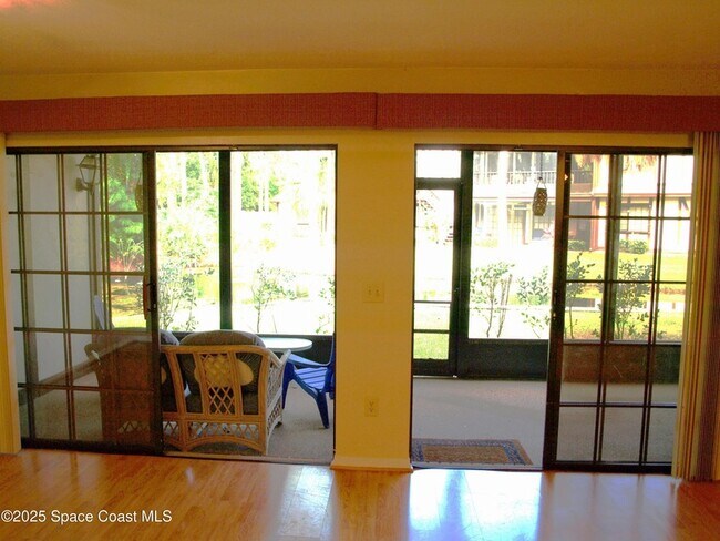 Building Photo - 831 Greenwood Manor Cir