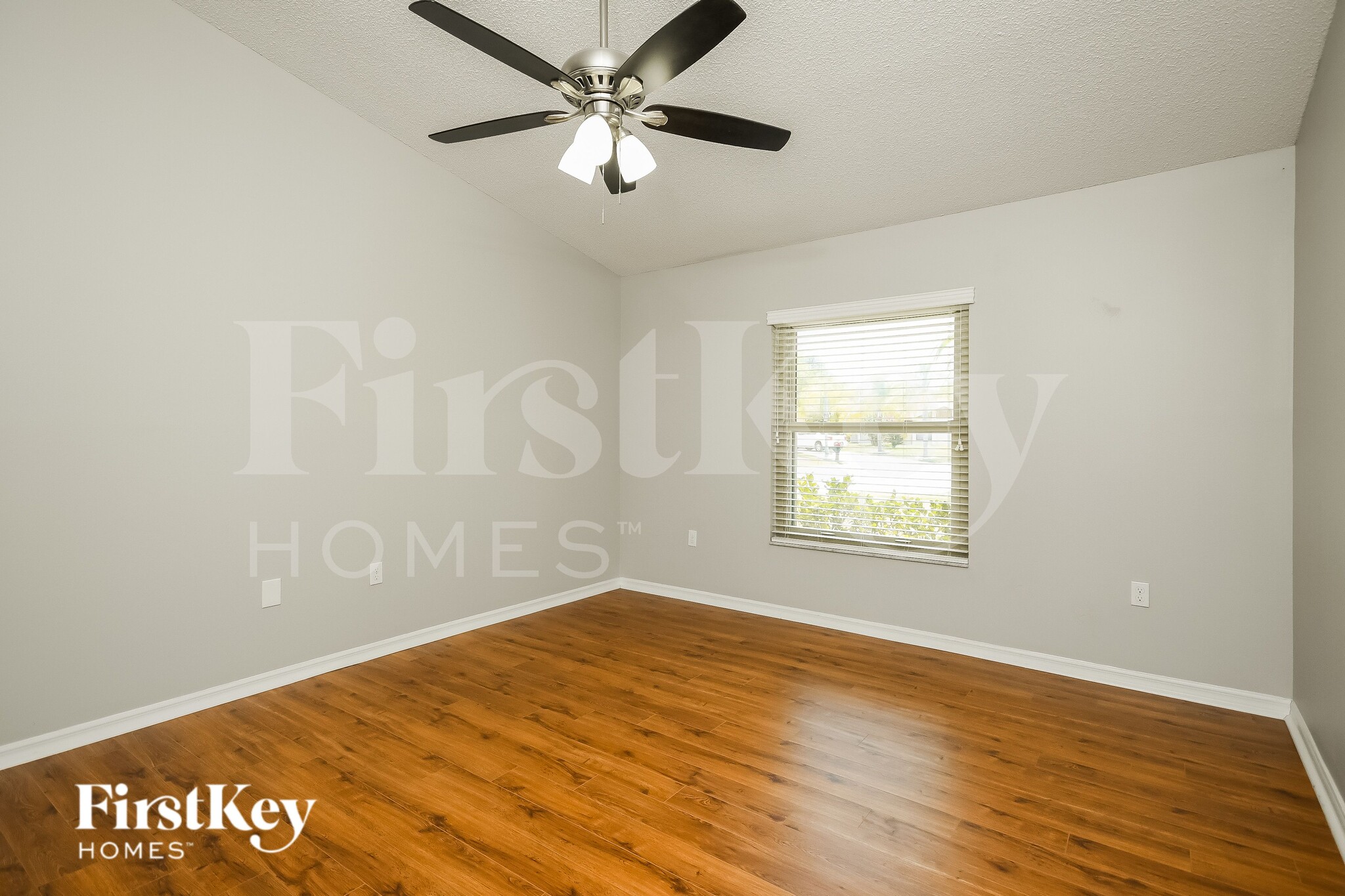 Building Photo - 3326 Bottlebrush Ct