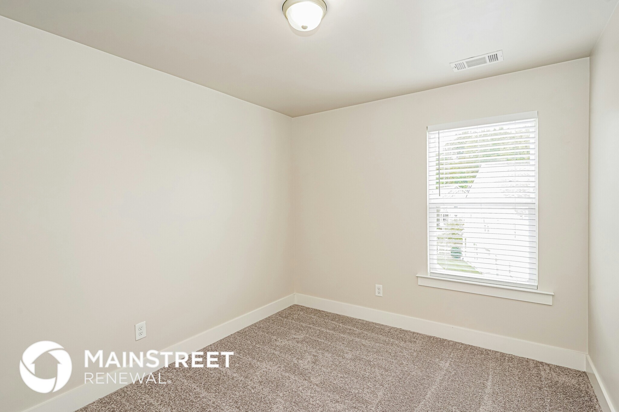 Building Photo - 1035 Saddlestone Dr