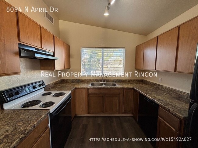 Building Photo - 6094 N April Dr