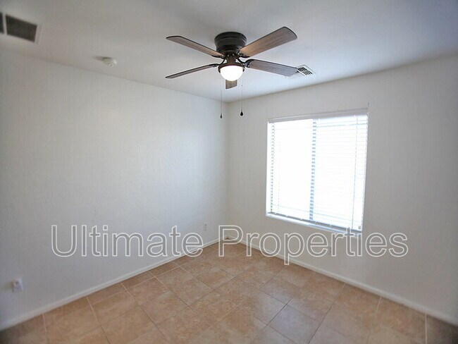 Building Photo - 25679 W Miami St