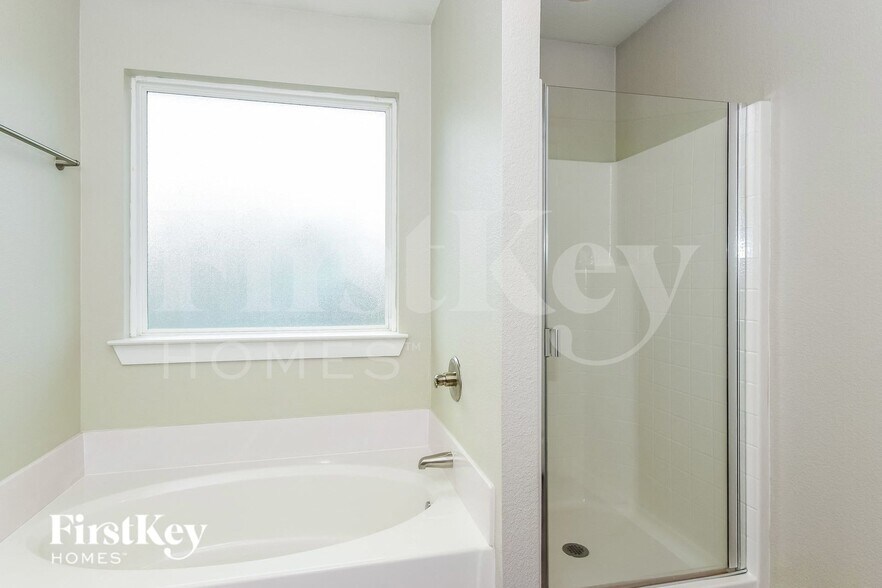 Building Photo - 9948 Rio Doso Dr