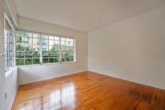 Building Photo - 1051 Meridian Ave
