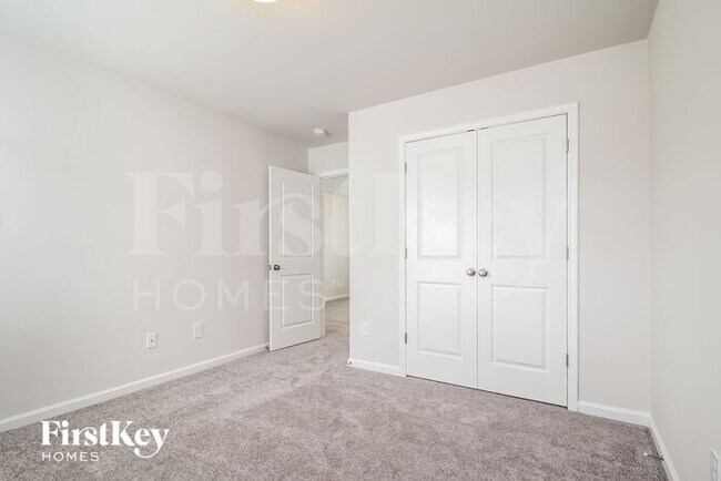 Building Photo - 477 Yoshino Cherry Dr