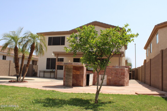 Building Photo - 14334 W Avalon Dr