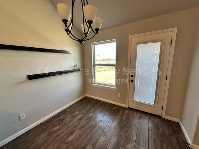 Building Photo - 7724 Windstone Dr