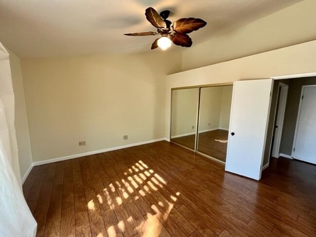 Building Photo - Village Park Single Story Home - Immaculat...