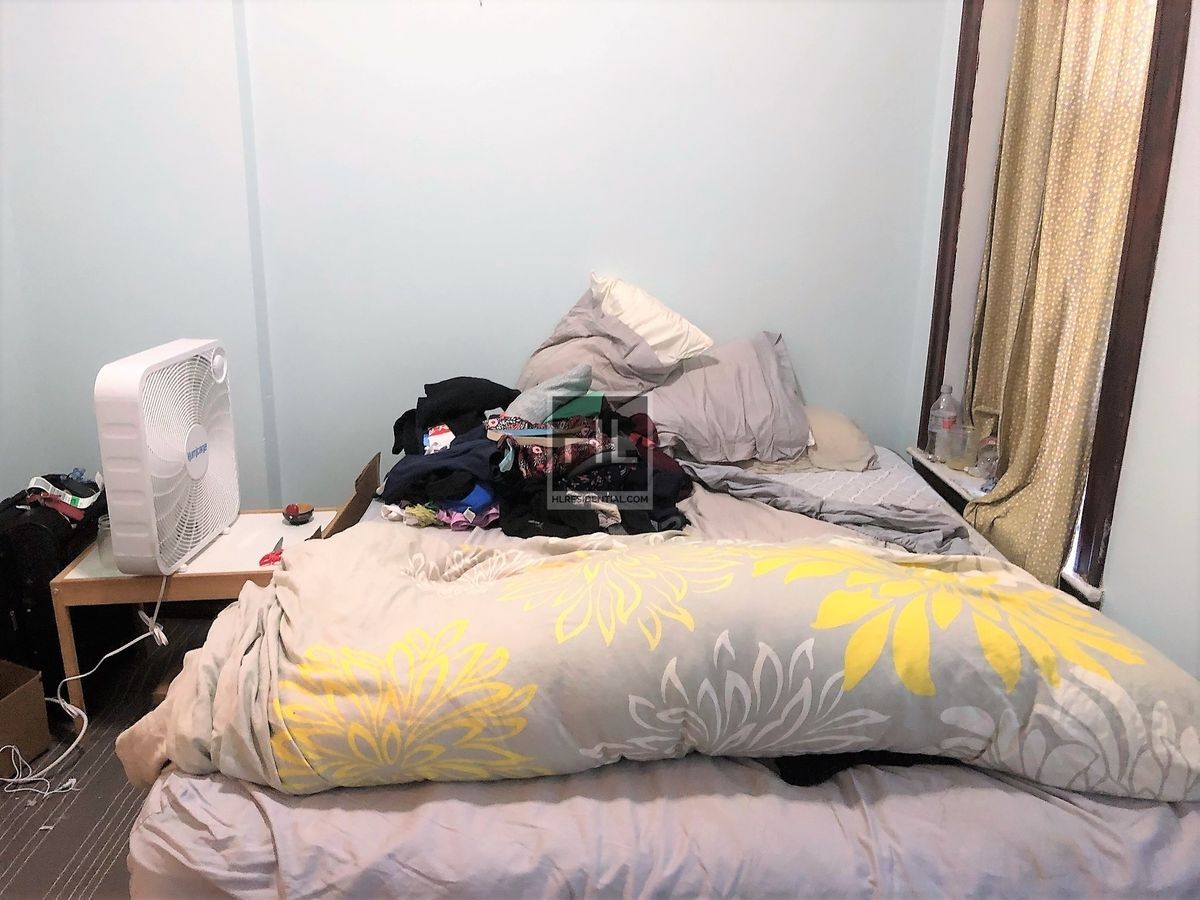 Building Photo - 479 Warren St