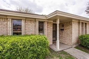 Building Photo - 1400 Quill Dr