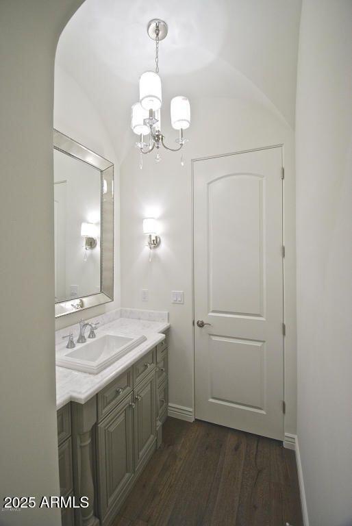 Building Photo - 2836 E Carob Dr