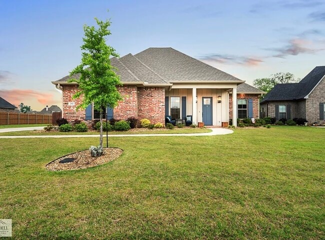 Primary Photo - 262 Cullom Dr