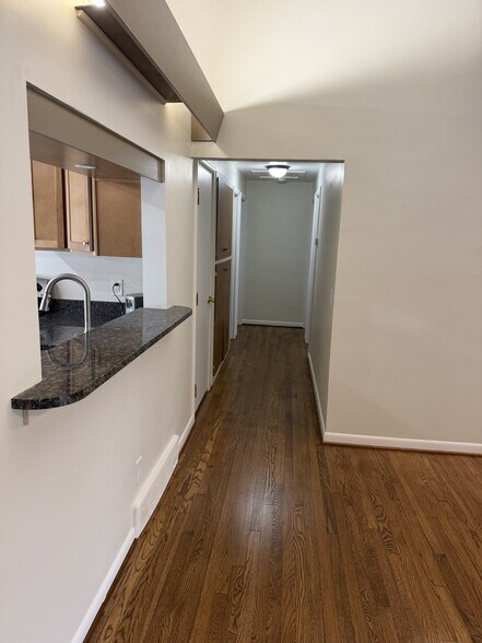 Building Photo - 6930 Euclid Ave