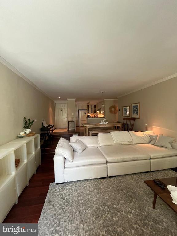 Building Photo - 2954 Yarling Ct