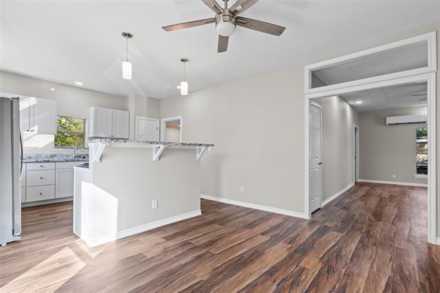 Building Photo - 1711 Halsell St