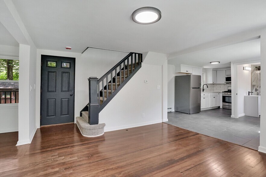 Building Photo - 46 Chestnut Street Pl