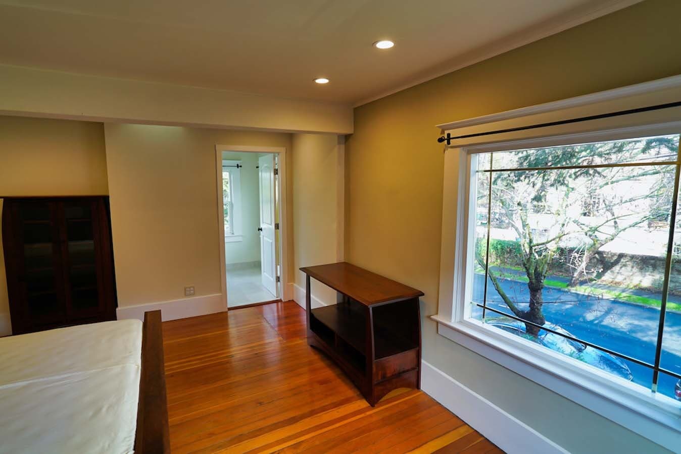 Building Photo - 2836 Derby St