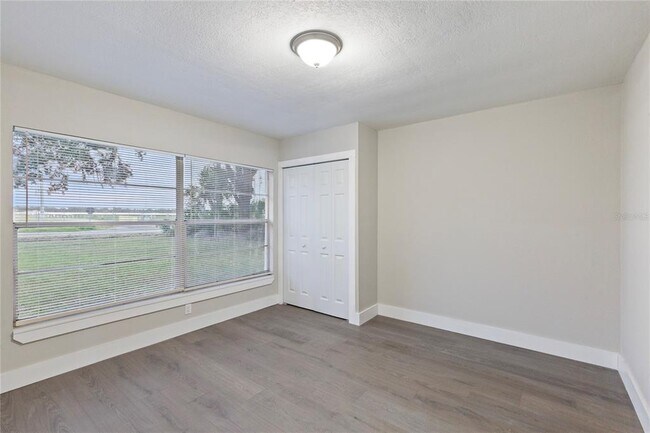 Building Photo - 4905 Nesmith Rd