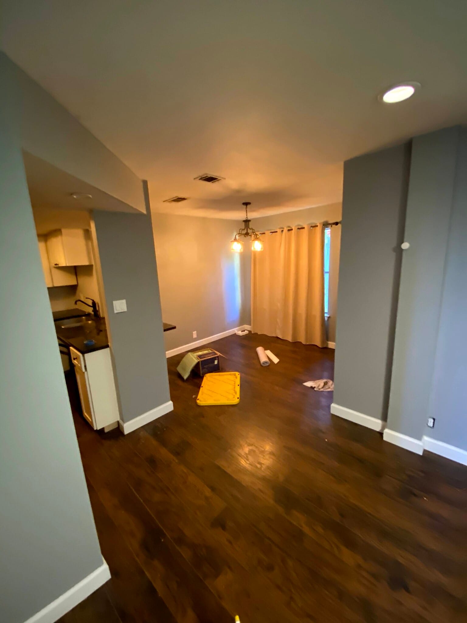 Livingroom/breakfast nook/dining room - 8107 Hood Cir