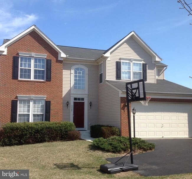 Building Photo - 7209 Bladen Pl