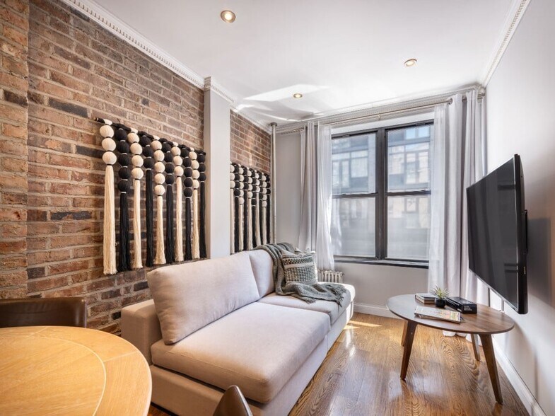 Building Photo - 115 Mulberry St