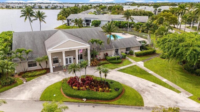 Building Photo - 1211 S Independence Dr