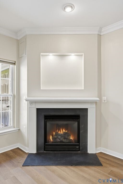 Building Photo - 1000 Westwood Village Way