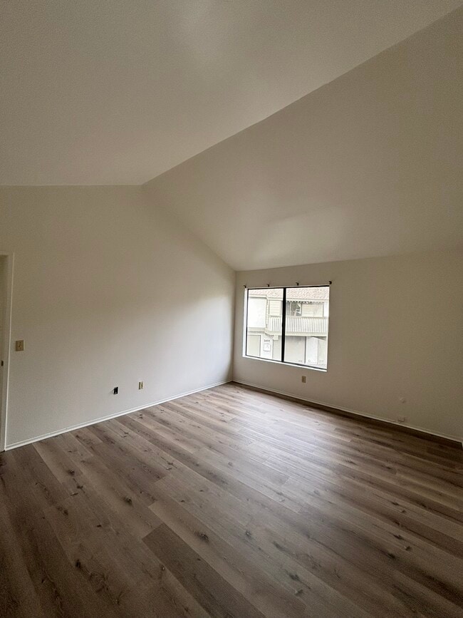 Building Photo - 3435 Reynard Way