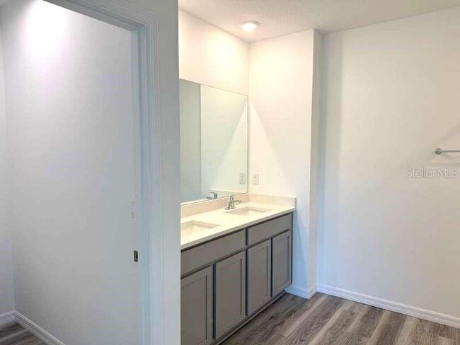 Building Photo - 32893 Osprey Peak Wy