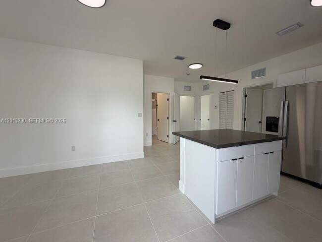 Building Photo - 1440 NW 61st St
