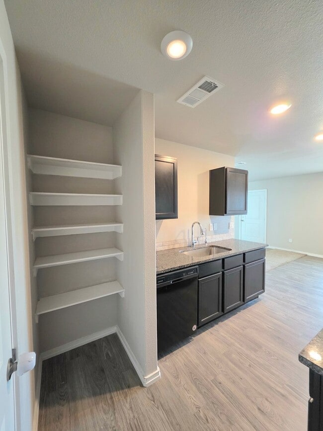 Building Photo - 2518 Rio Pl