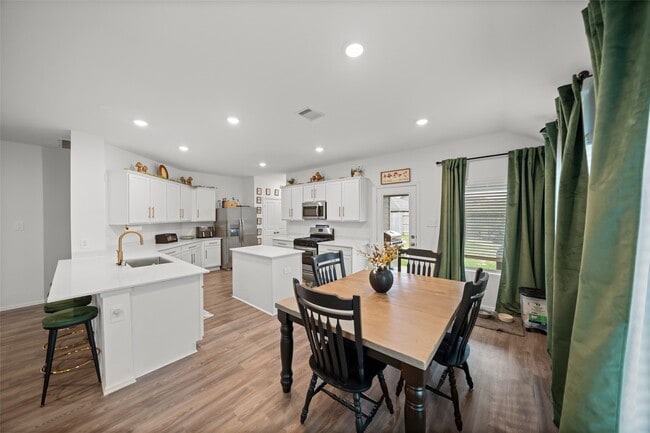 Building Photo - 17011 Garden Moor Trl