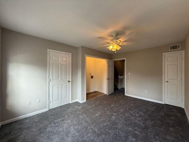 Building Photo - 2BR/1.5 BATH Townhome in Augusta/Martinez - water & trash included