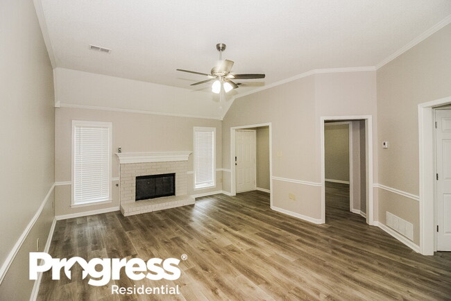 Building Photo - 4141 Meadow Field Ln