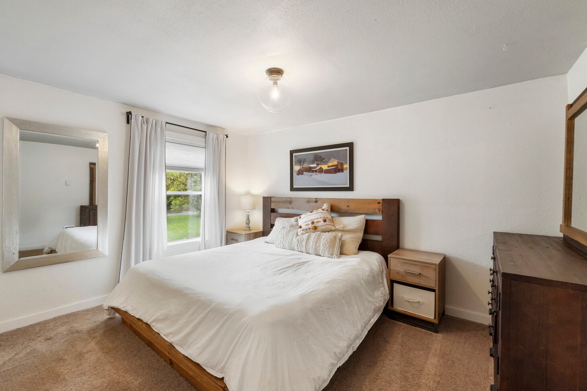 Building Photo - 5824 Hillcrest Dr SW