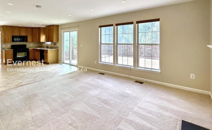 Building Photo - 4678 Pearson Dr
