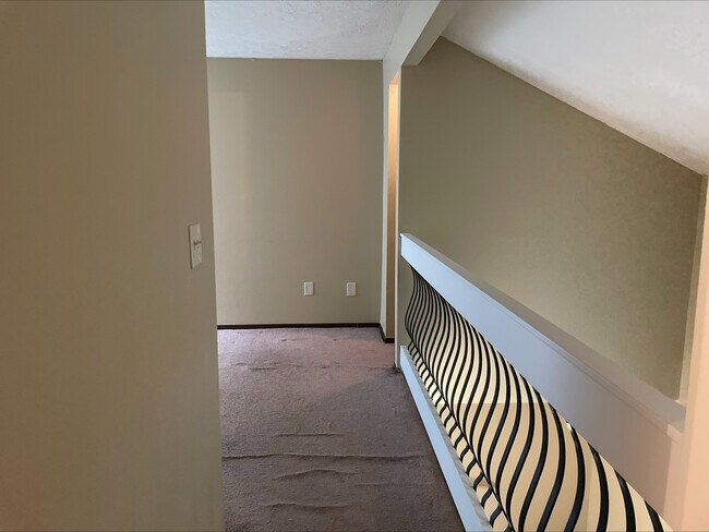 Building Photo - Tallmadge Lofts