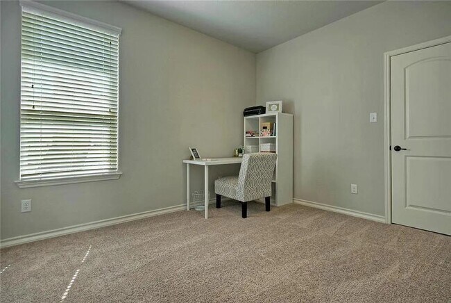 Building Photo - 1324 Clearwing Cir