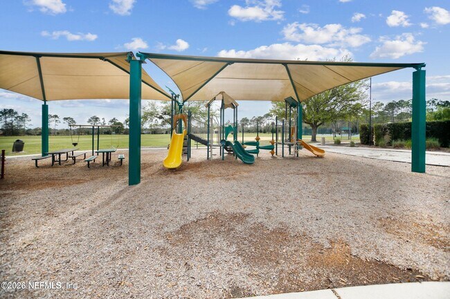 Building Photo - 577 Porta Rosa Circle