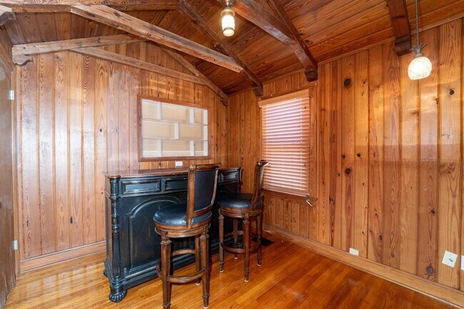 Building Photo - 31 Menendez Rd