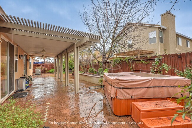 Building Photo - Desirable 4 bdrm 2 bth located in sought o...