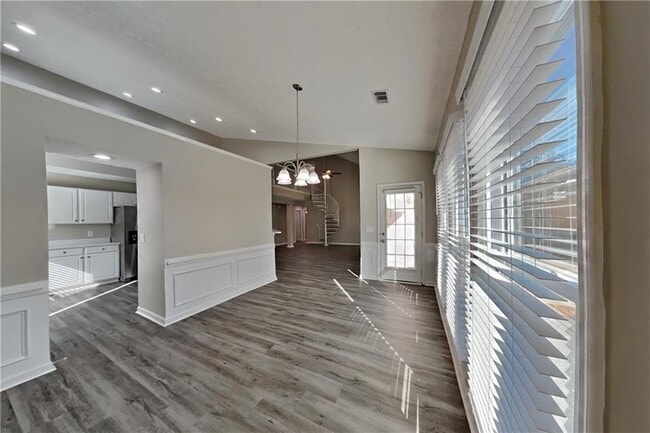 Building Photo - 2097 Corsica Way SW