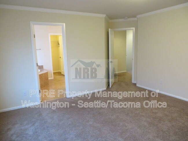 Building Photo - 1917 201st St E