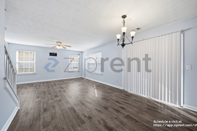 Building Photo - 122 Swanee Ln