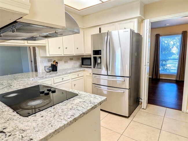 Building Photo - 9702 Harrowgate Dr