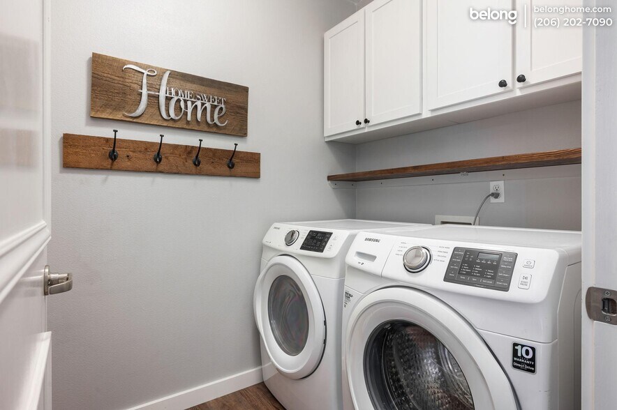 Building Photo - 15010 68th Ave E