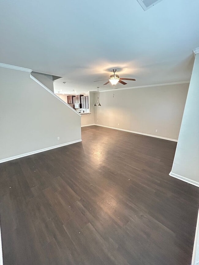 Building Photo - 3 Bedroom/ 2.5 Bathroom Berwick area in Sa...