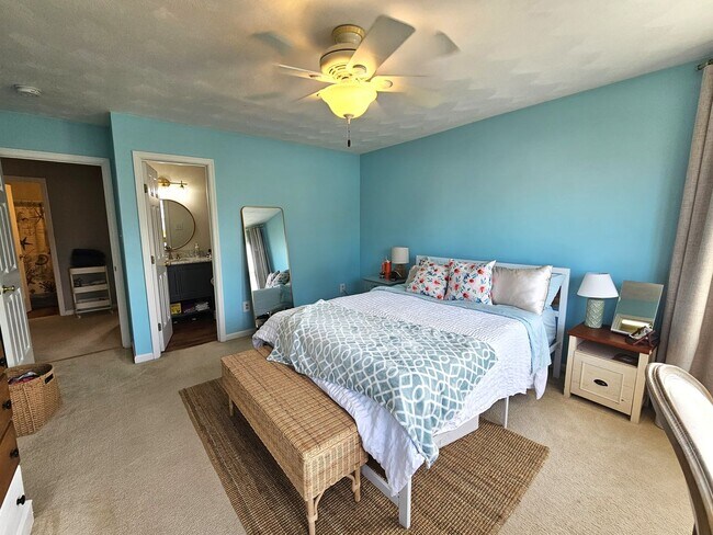 Building Photo - Ocean View East