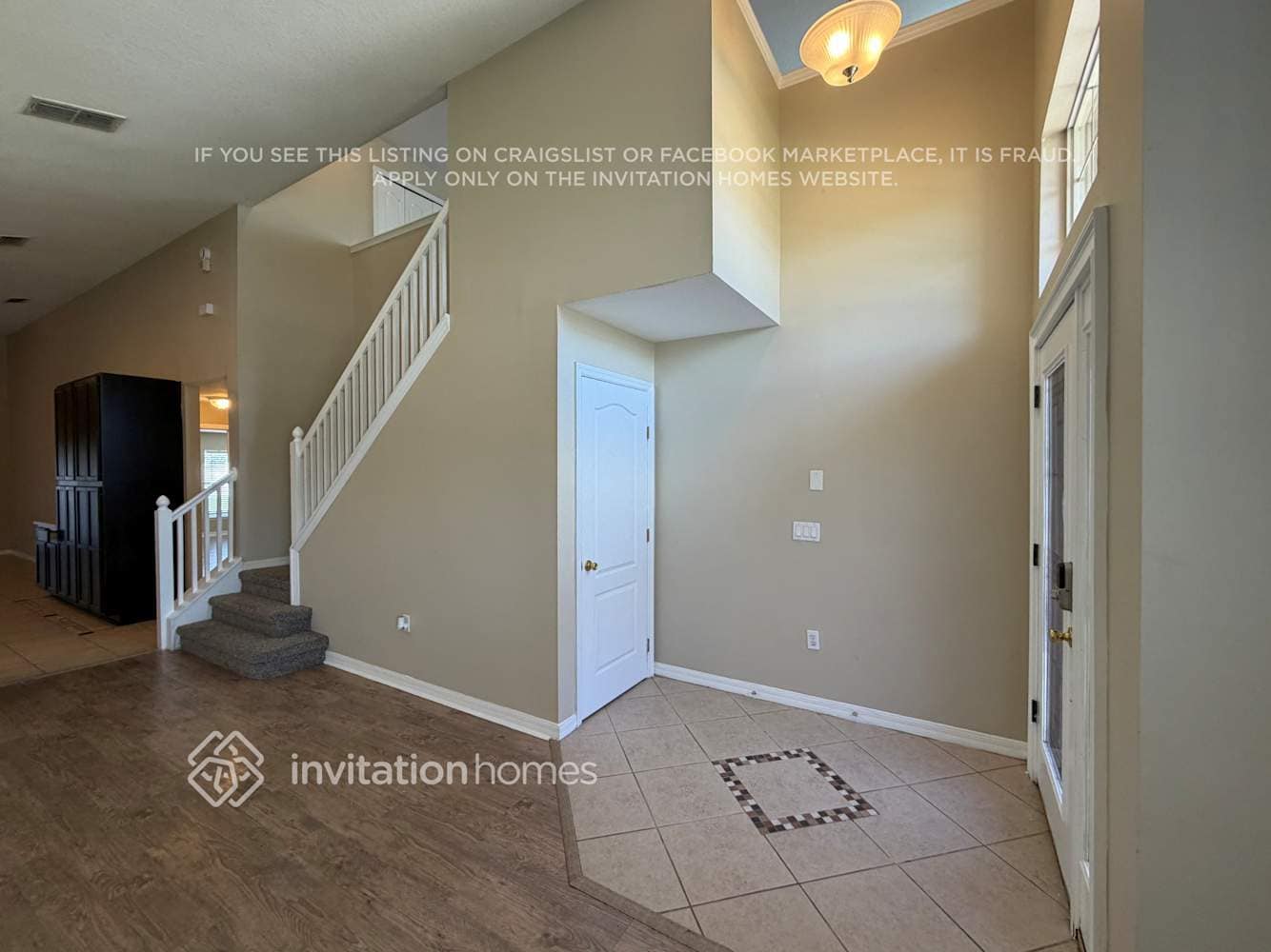 Building Photo - 1129 Hacienda Cir